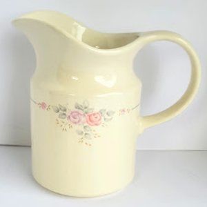 VINTAGE PFALTZGRAFF 32 OZ PITCHER "TROUSSEAU" PATTERN